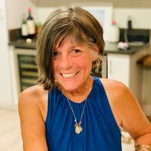 Meet your Posher, Sandye